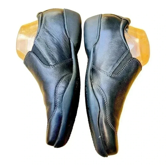 Taos Women’s Encore Flats Size 9 Black Genuine Leather Preowned Great Condition - Picture 3 of 11